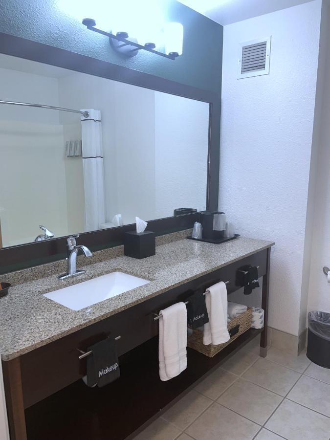 Boothill Inn And Suites Билингс Екстериор снимка