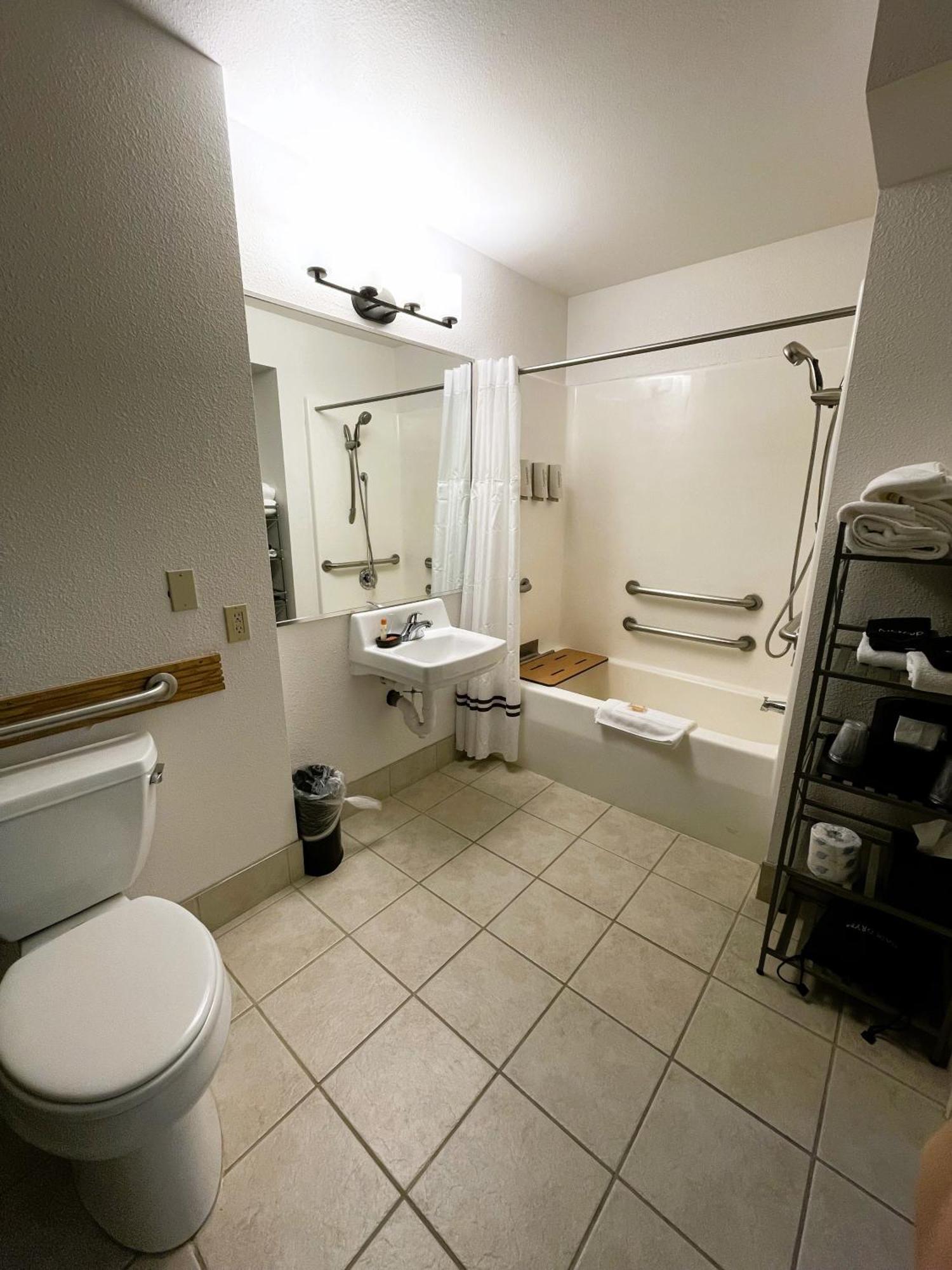 Boothill Inn And Suites Билингс Екстериор снимка